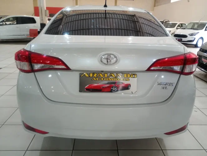 TOYOTA Yaris Sedan 1.5 16V 4P FLEX XL PLUS TECH MULTIDRIVE AUTOMTICO CVT, Foto 13