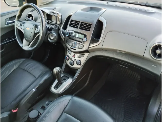 CHEVROLET Sonic Sedan 1.6 16V 4P LTZ FLEX AUTOM�TICO, Foto 8