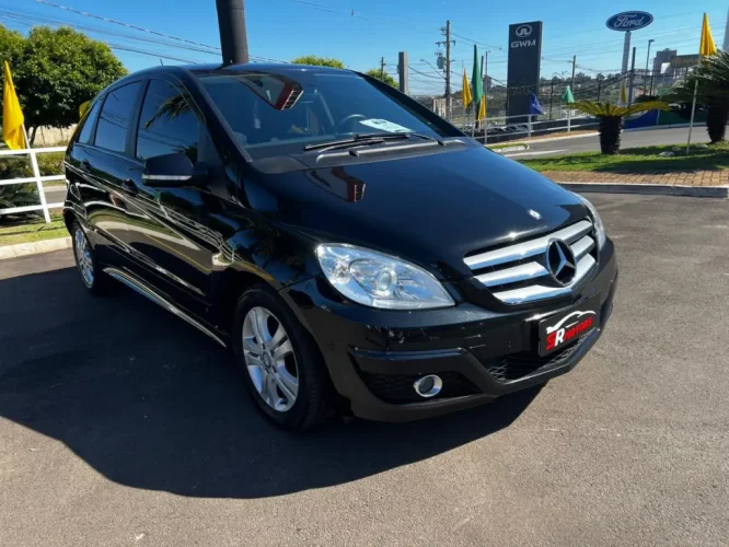 MERCEDES-BENZ B 180 1.7 4P FAMILY PLUS AUTOM�TICO, Foto 8