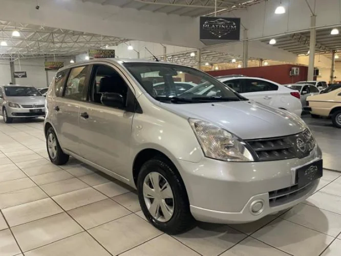 NISSAN Livina 1.6 16V 4P FLEX, Foto 2