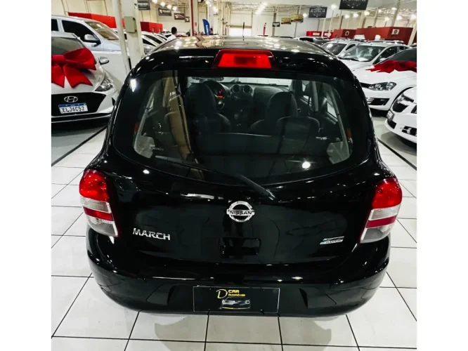 NISSAN March 1.6 16V 4P S FLEX, Foto 6