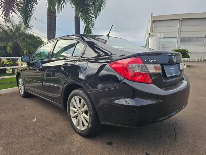 HONDA Civic 1.8 16V 4P FLEX LXS AUTOM�TICO, Foto 5