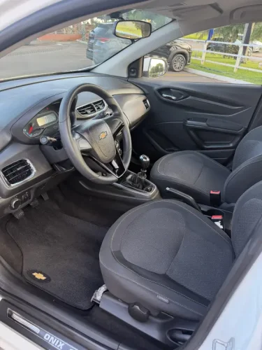 CHEVROLET Onix Hatch 1.4 4P FLEX LT, Foto 7