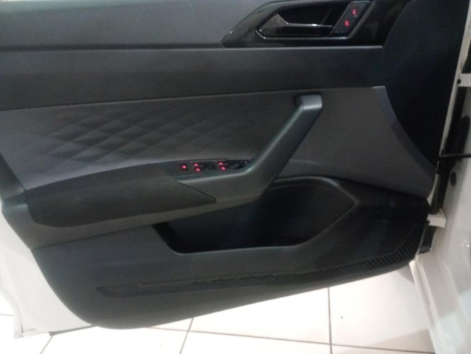 VOLKSWAGEN Polo Hatch 1.0 12V 4P 200 TSI  COMFORTLINE AUTOM�TICO, Foto 5