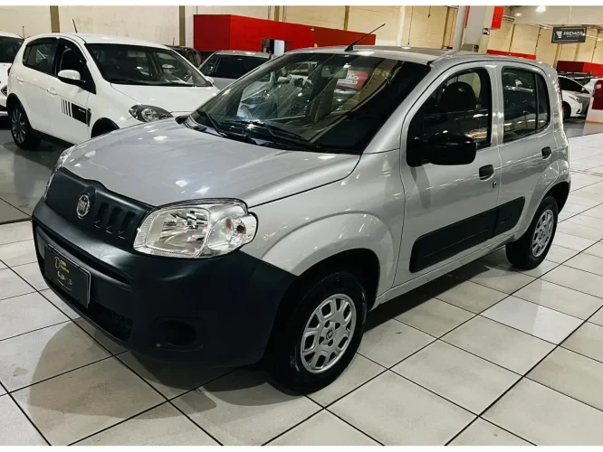 FIAT Uno 1.0 4P FLEX EVO VIVACE CELEBRATION, Foto 2