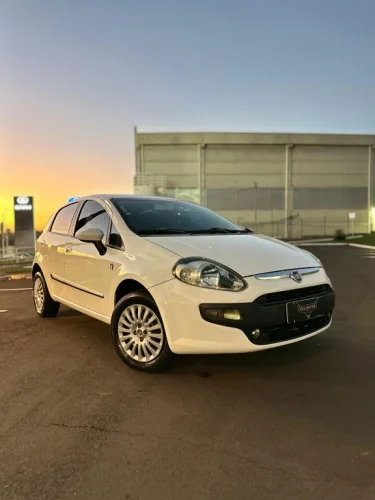FIAT Punto 1.4 4P FLEX ATTRACTIVE ITALIA, Foto 1