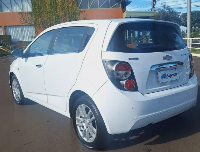 CHEVROLET Sonic Hatch 1.6 16V 4P LTZ FLEX AUTOMTICO, Foto 4