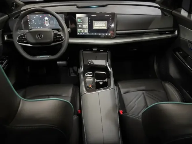 CHANGAN Uni-T 1.5 16V 4P FLEX TGDI 7DCT AUTOM�TICO, Foto 8