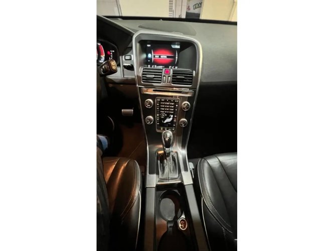 VOLVO XC60 2.0 4P T6 R DESIGN TURBO AUTOM�TICO, Foto 13