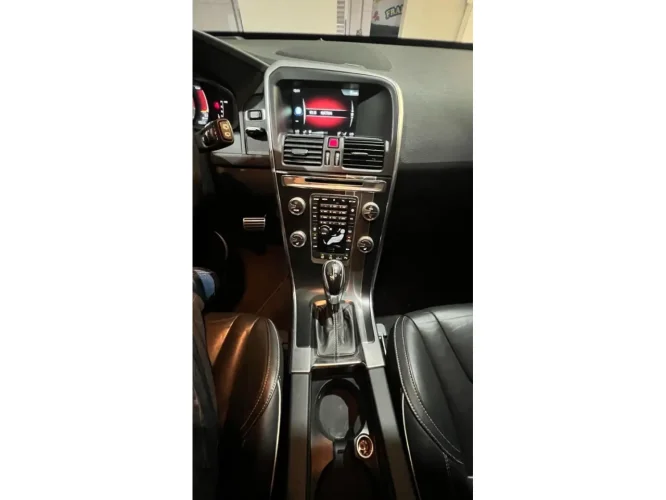 VOLVO XC60 2.0 4P T6 R DESIGN TURBO AUTOMTICO, Foto 13