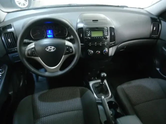 HYUNDAI I30 2.0 16V 4P GLS, Foto 4