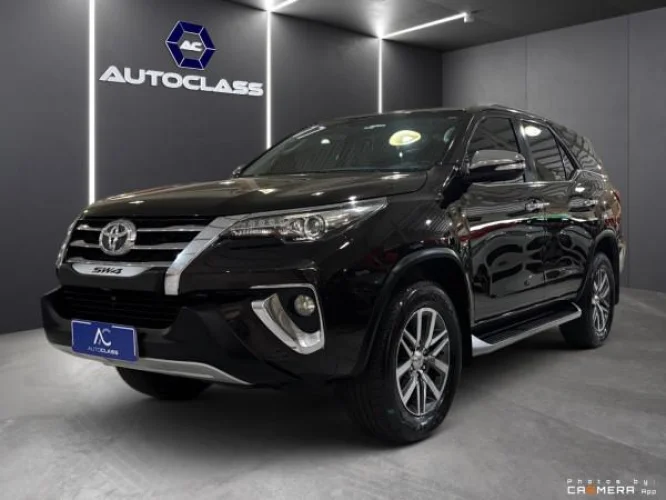 TOYOTA Hilux SW4 2.8 16V 4P SRX 4X4 7 LUGARES TURBO DIESEL AUTOM�TICO, Foto 1