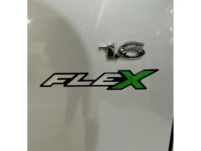 FORD Fiesta Hatch 1.6 4P FLEX, Foto 6