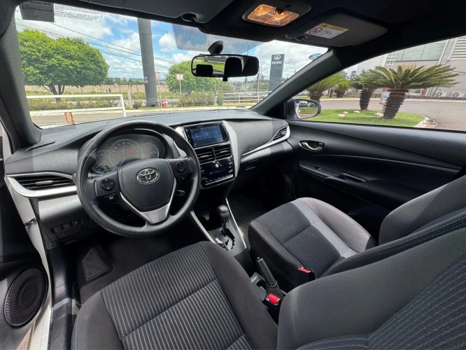 TOYOTA Yaris Hatch 1.5 16V 4P FLEX XL PLUS CONNECT MULTIDRIVE AUTOM�TICO CVT, Foto 10