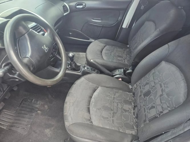 PEUGEOT 207 Sedan 1.4 4P PASSION XR FLEX, Foto 12