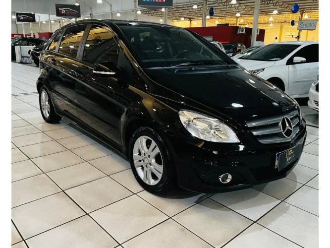 MERCEDES-BENZ B 180 1.7 4P CONFORT AUTOM�TICO, Foto 1