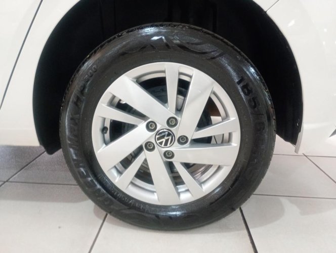 VOLKSWAGEN Polo Hatch 1.0 12V 4P 200 TSI  COMFORTLINE AUTOM�TICO, Foto 4