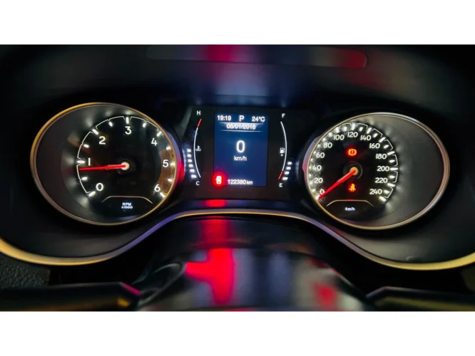 JEEP Compass 2.0 16V 4P 350 LONGITUDE 4X4 TURBO DIESEL AUTOMTICO, Foto 9