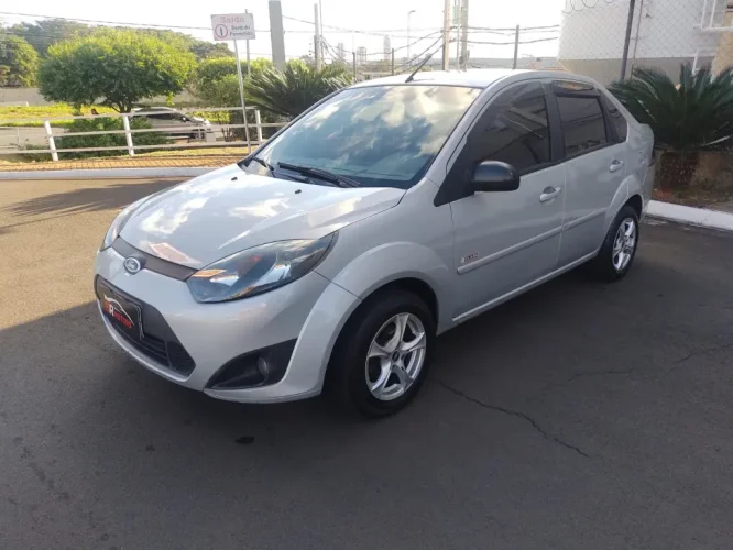 FORD Fiesta Sedan 1.6 4P CLASS FLEX, Foto 1