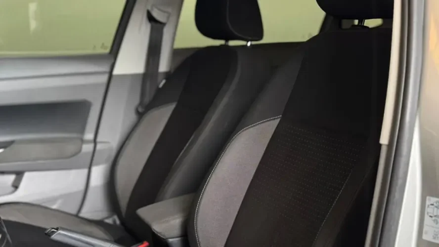 VOLKSWAGEN Polo Hatch 1.0 12V 4P 200 TSI  COMFORTLINE AUTOM�TICO, Foto 10