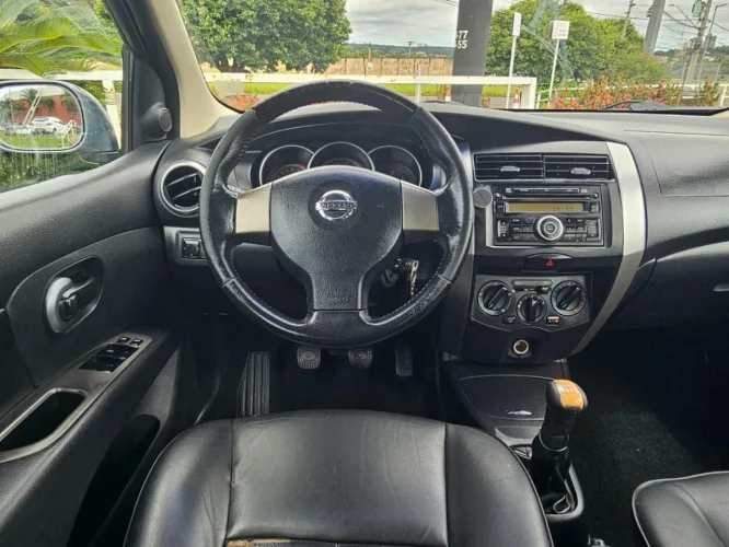 NISSAN Livina 1.6 16V 4P S X-GEAR FLEX, Foto 7