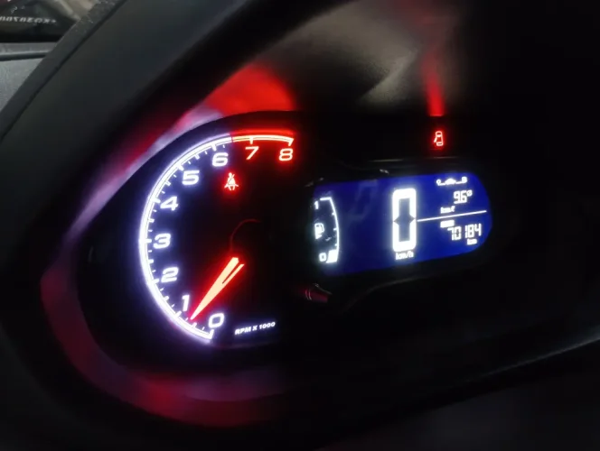 CHEVROLET Onix Hatch 1.4 4P FLEX LT, Foto 8