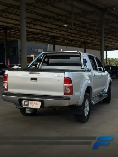 TOYOTA Hilux Caminhonete 2.7 16V 4P SR FLEX CABINE DUPLA AUTOM�TICO, Foto 4