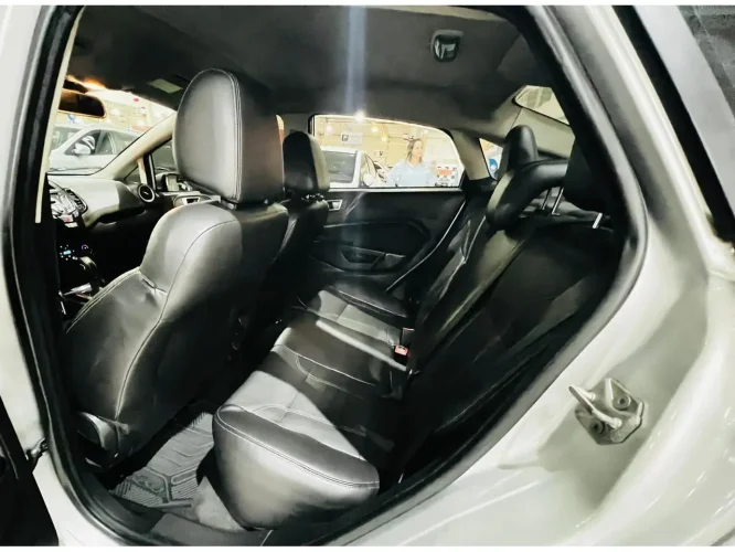 FORD Fiesta Sedan 1.6 4P FLEX TITANIUM POWERSHIFT AUTOM�TICO, Foto 10