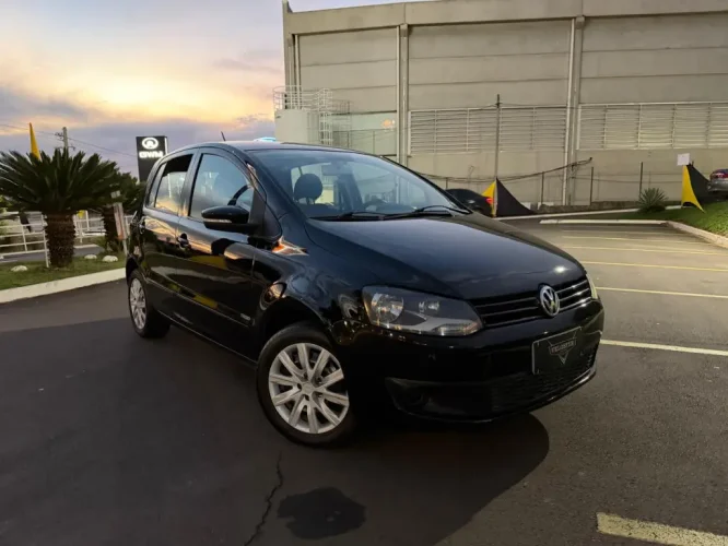 VOLKSWAGEN Fox 1.6 4P TREND FLEX, Foto 1