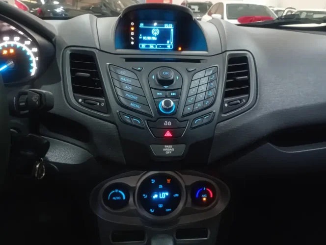 FORD Fiesta Sedan 1.6 16V 4P FLEX SE FLEX POWERSHIFT AUTOM�TICO, Foto 12