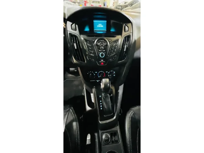 FORD Focus Hatch 1.6 16V 4P FLEX SE POWERSHIFT AUTOM�TICO, Foto 7