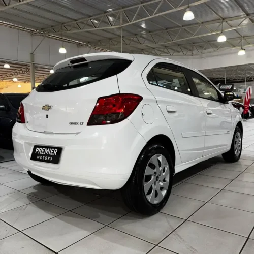 CHEVROLET Onix Hatch 1.4 4P FLEX LT, Foto 5