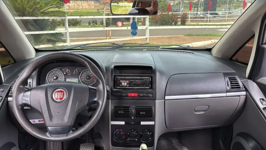 FIAT Idea 1.6 16V 4P FLEX ESSENCE DUALOGIC AUTOMATIZADO, Foto 10