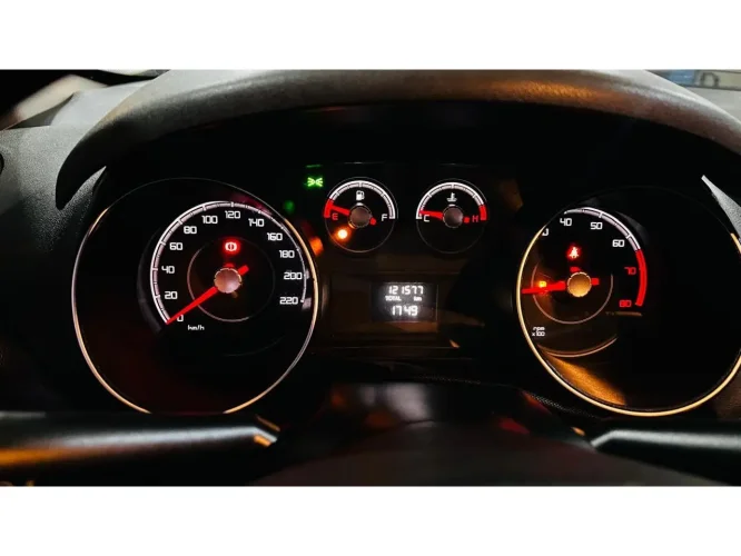 FIAT Punto 1.4 4P ATTRACTIVE FLEX, Foto 10