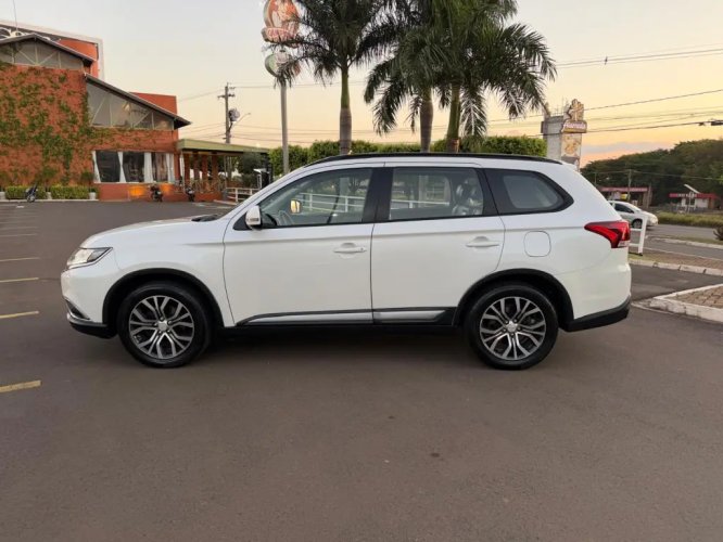 MITSUBISHI Outlander 2.0 16V 4P HPE AUTOM�TICO, Foto 10