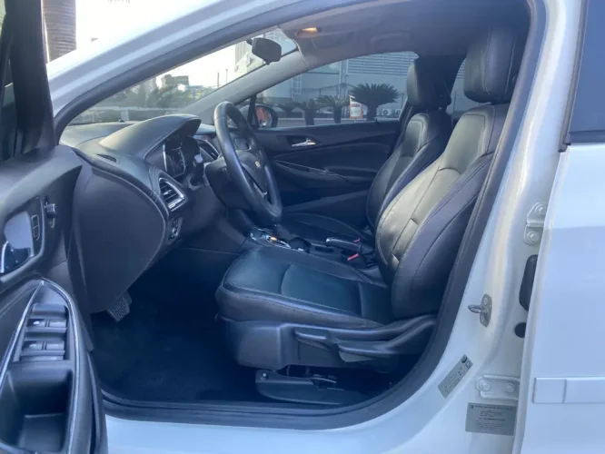 CHEVROLET Cruze Sedan 1.4 16V 4P LT FLEX TURBO AUTOM�TICO, Foto 4