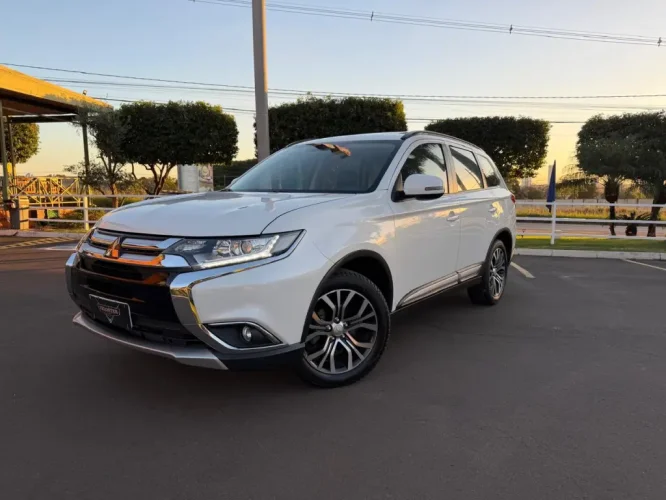 MITSUBISHI Outlander 2.0 16V 4P AUTOM�TICO, Foto 4
