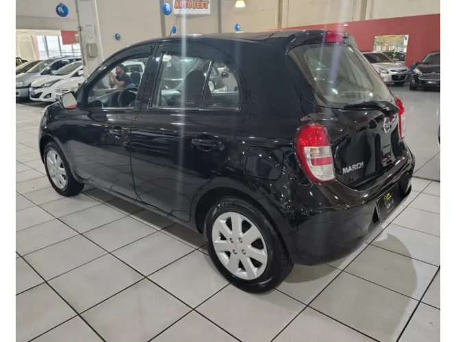 NISSAN March 1.6 16V 4P SV FLEX, Foto 5