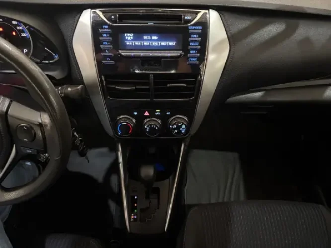 TOYOTA Yaris Sedan 1.5 16V 4P FLEX XL LIVE MULTIDRIVE AUTOM�TICO CVT, Foto 14