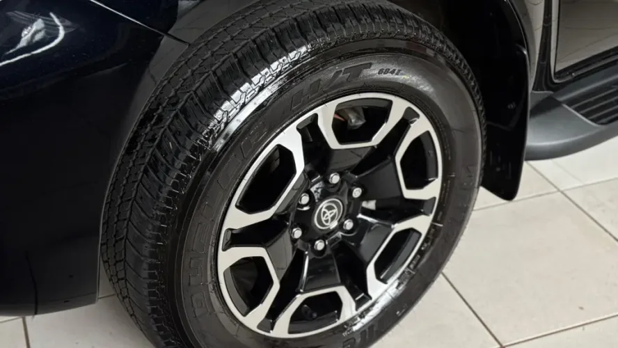 TOYOTA Hilux Caminhonete 2.8 16V SRX 4X4 TURBO DIESEL CABINE DUPLA AUTOM�TICO, Foto 19