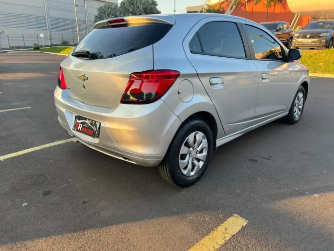 CHEVROLET Onix Hatch 1.0 4P FLEX JOY, Foto 4