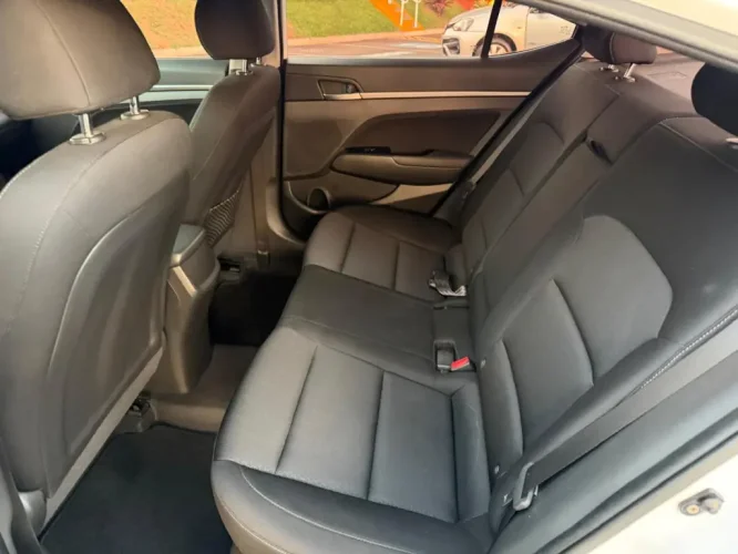 HYUNDAI Elantra 2.0 16V 4P FLEX GLS AUTOM�TICO, Foto 5