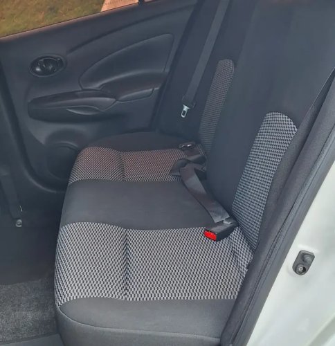 NISSAN Versa Sedan 1.0 4P FLEX, Foto 9