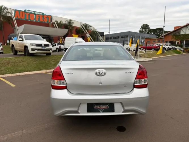 TOYOTA Etios Sedan 1.5 16V 4P FLEX X AUTOM�TICO, Foto 6