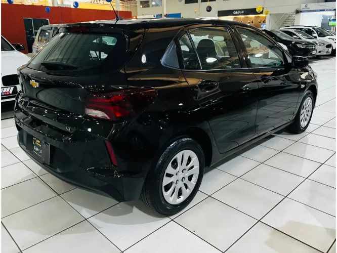 CHEVROLET Onix Hatch 1.0 4P FLEX LT, Foto 4