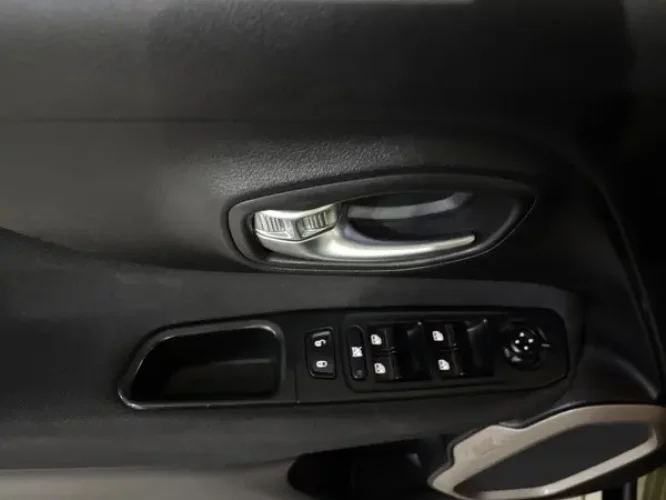 JEEP Renegade 1.8 16V 4P FLEX LONGITUDE AUTOM�TICO, Foto 14