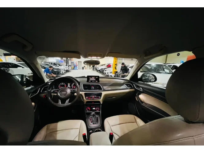 AUDI Q3 2.0 4P TFSI AMBITION QUATTRO S-TRONIC AUTOM�TICO, Foto 12