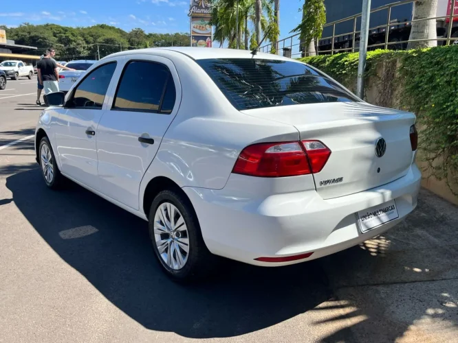 VOLKSWAGEN Voyage 1.0 4P FLEX, Foto 7