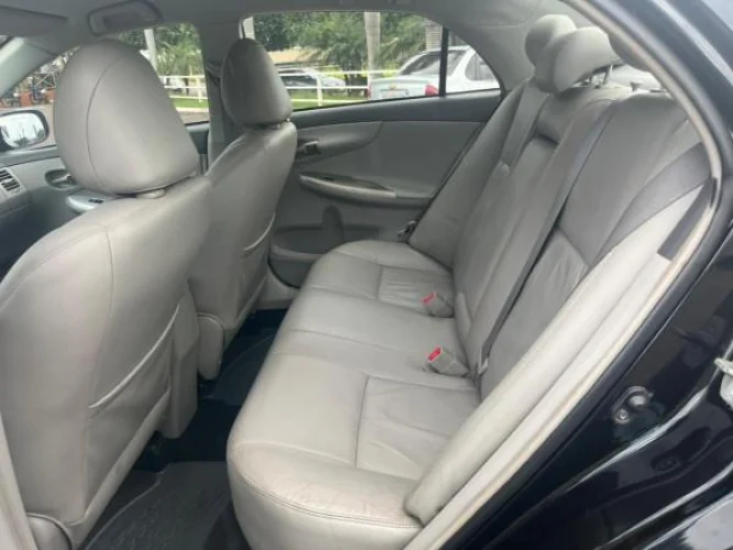 TOYOTA Corolla 1.8 16V 4P XEI, Foto 9