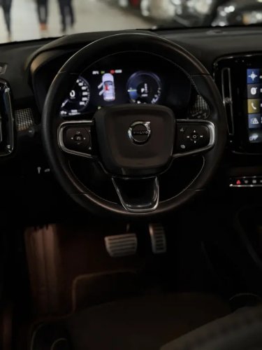 VOLVO XC40 1.5 16V 4P T5 RECHARGE H�BRIDO R-DESIGN GEARTRONIC AUTOM�TICO, Foto 17